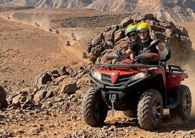 Passeio offroad de moto4 com a Taruga Sal tours pela ilha do Sal em cabo verde